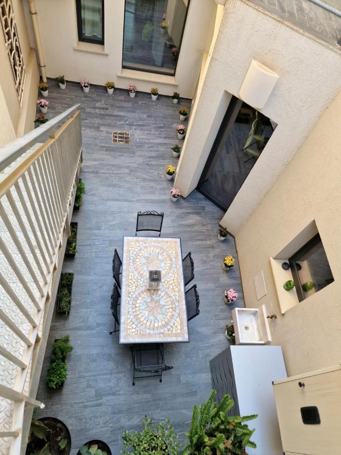 The White Domus Appartement Taormina Buitenkant foto
