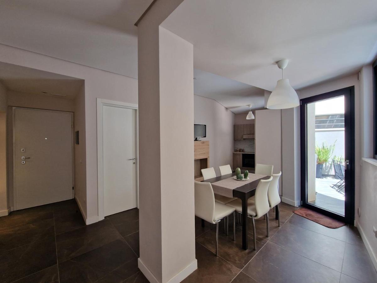 The White Domus Appartement Taormina Buitenkant foto