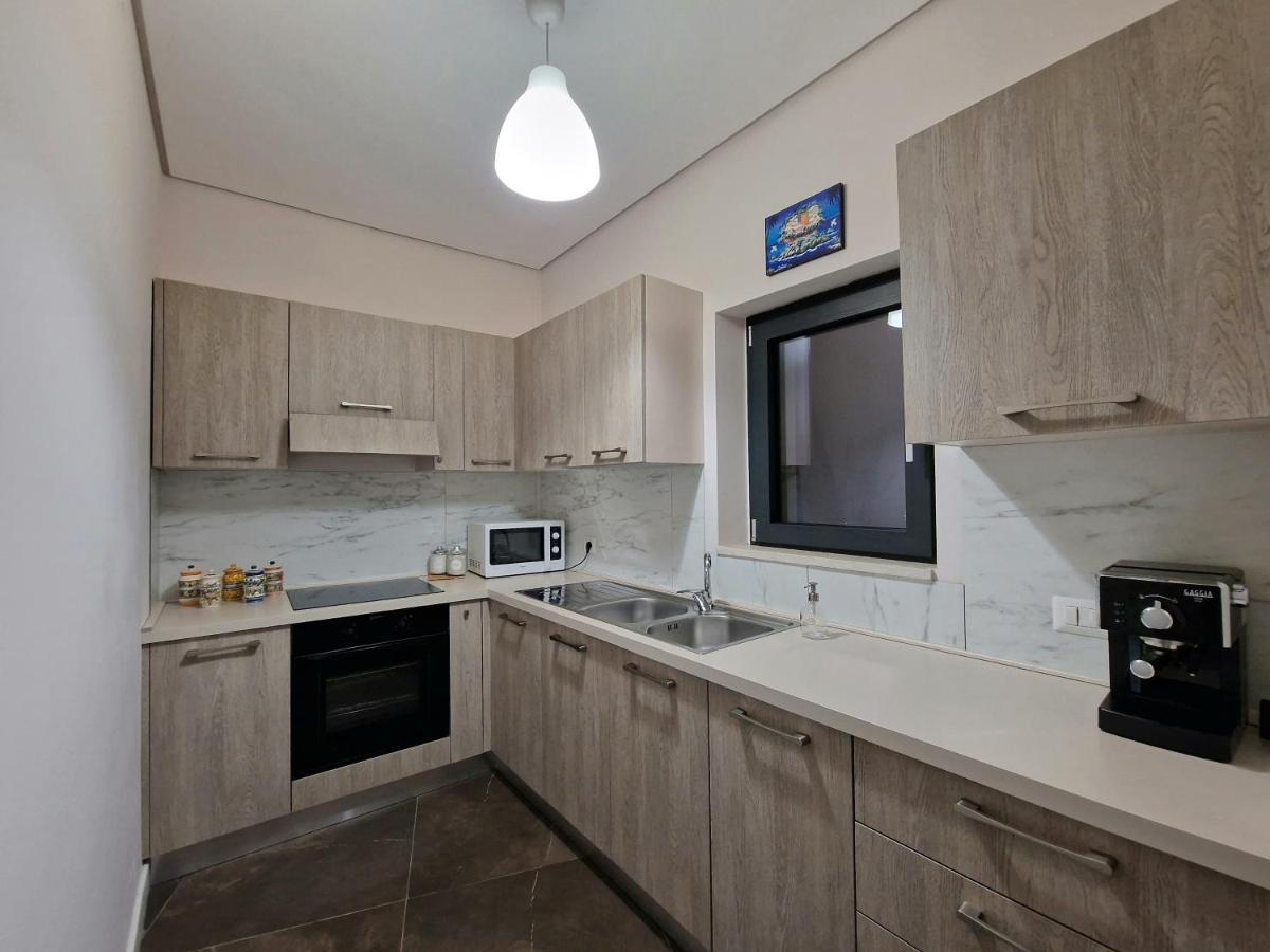 The White Domus Appartement Taormina Buitenkant foto