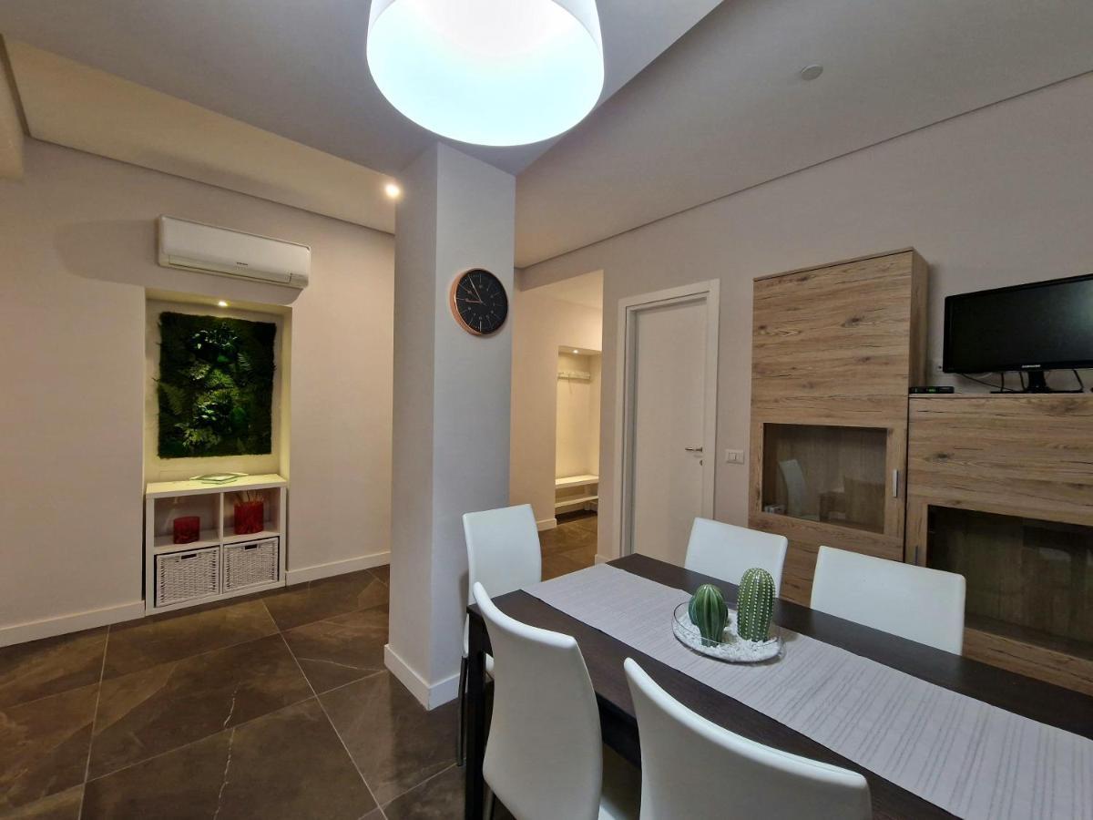 The White Domus Appartement Taormina Buitenkant foto
