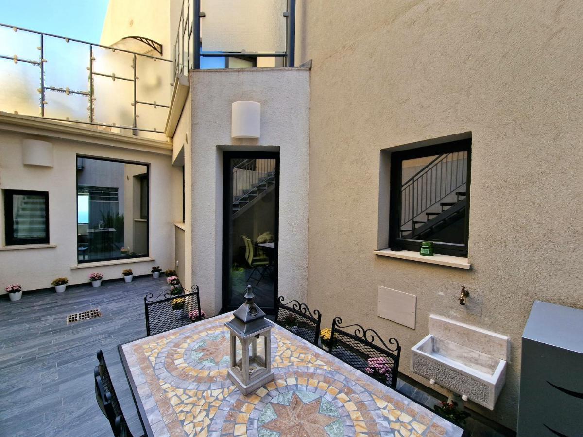 The White Domus Appartement Taormina Buitenkant foto