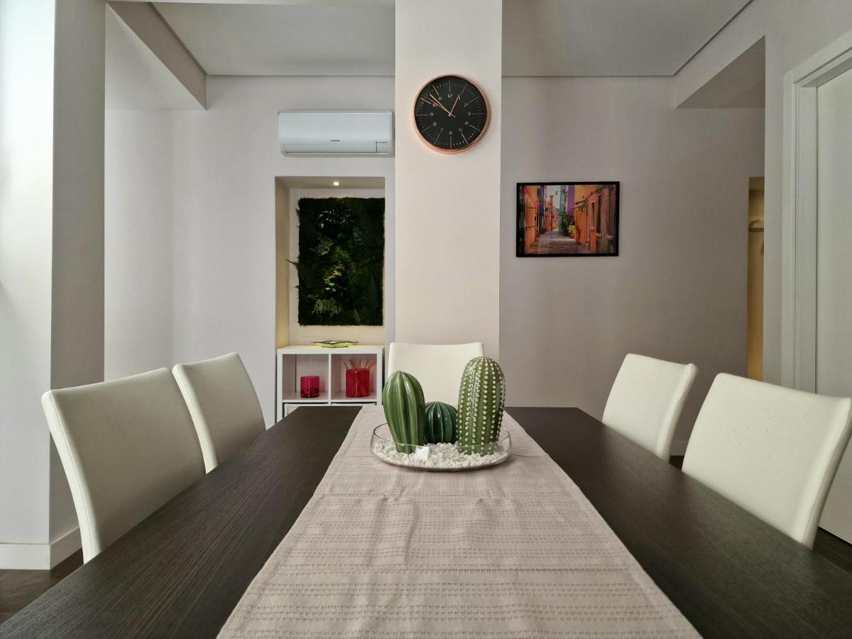 The White Domus Appartement Taormina Buitenkant foto